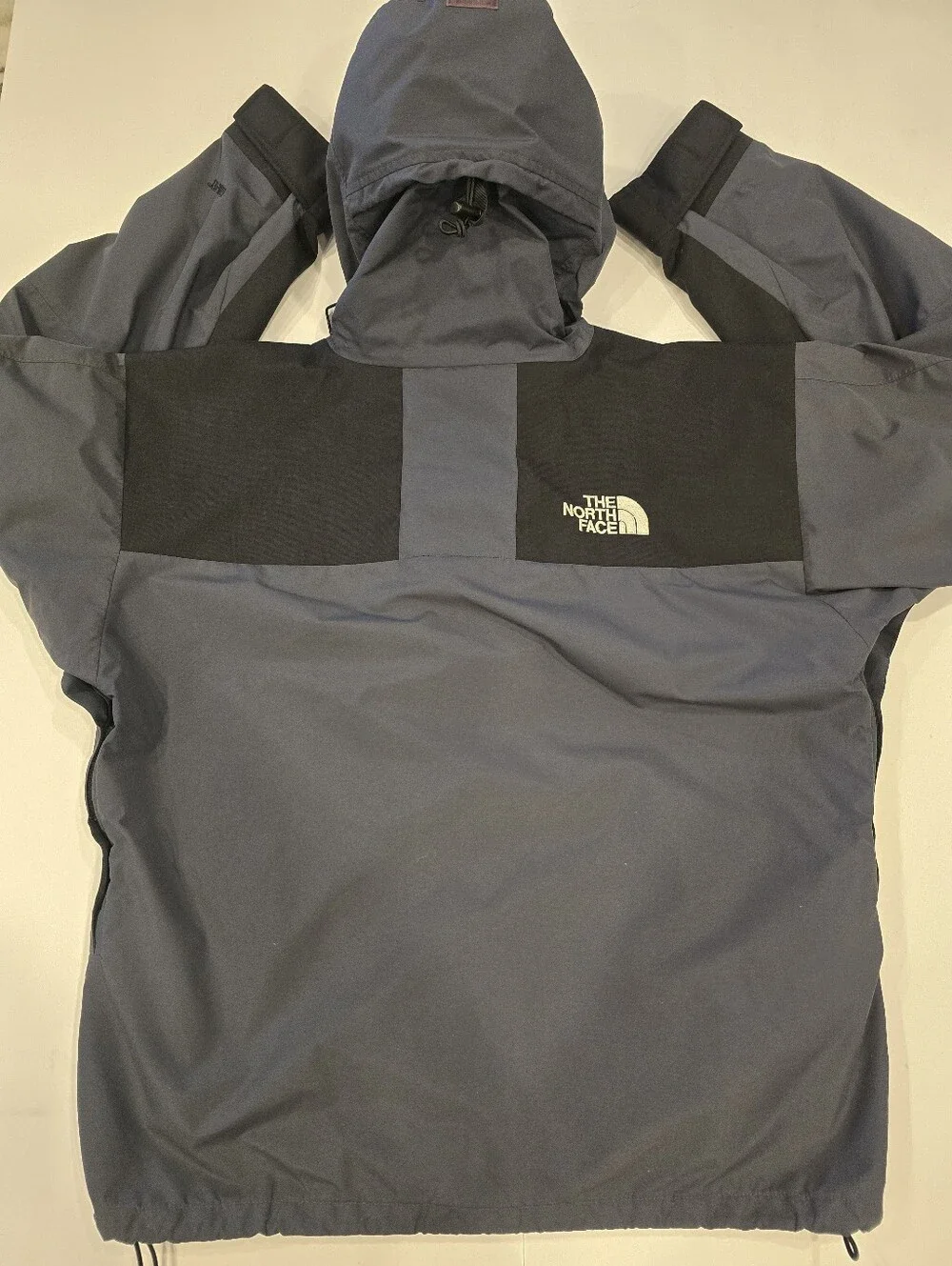The North Face Men's Hooded Ski Jacket - Slate Blue & Black Gore-Tex